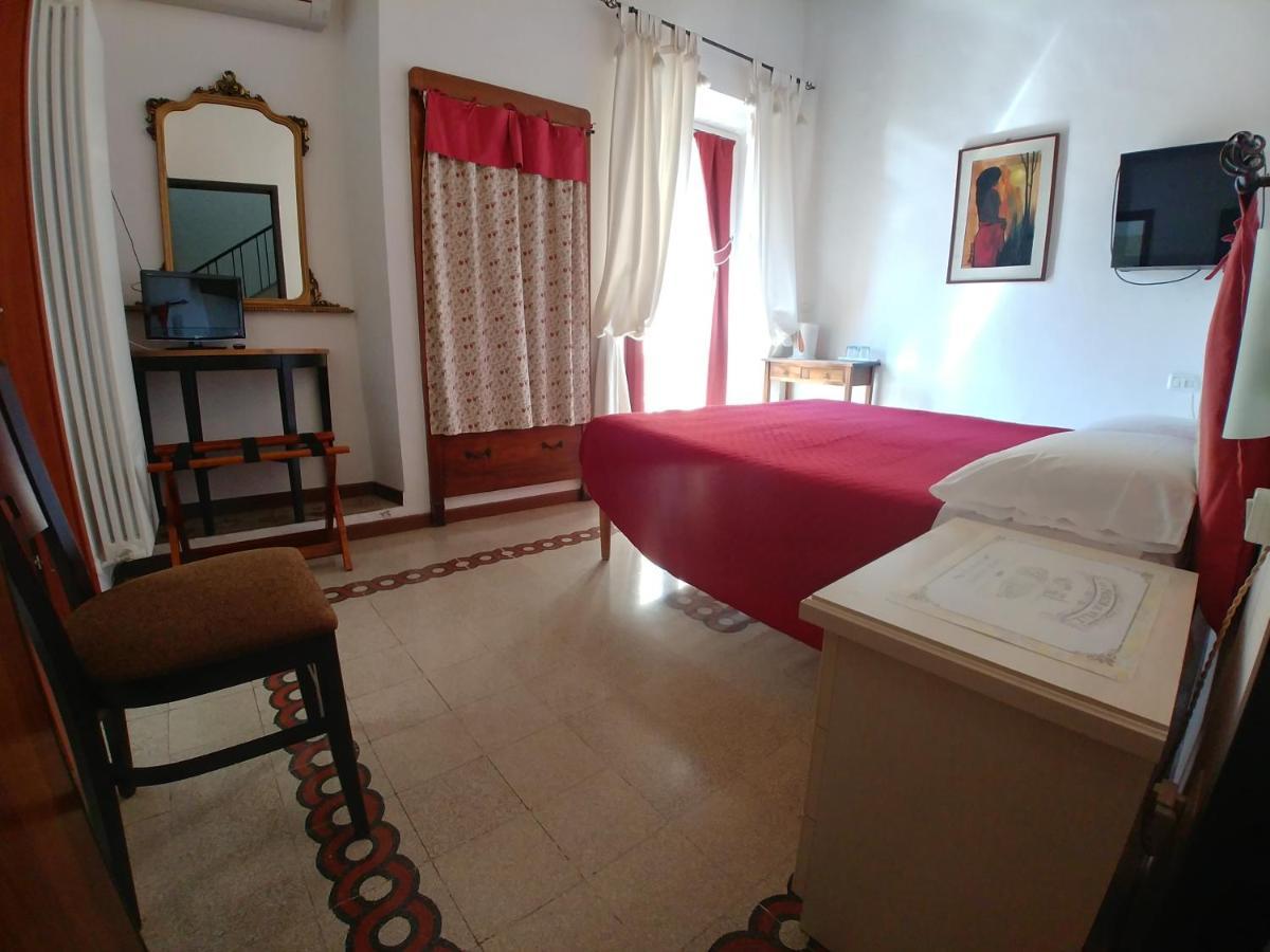 Antico Borgo Piceno Bed & Breakfast Ascoli Piceno Exterior photo